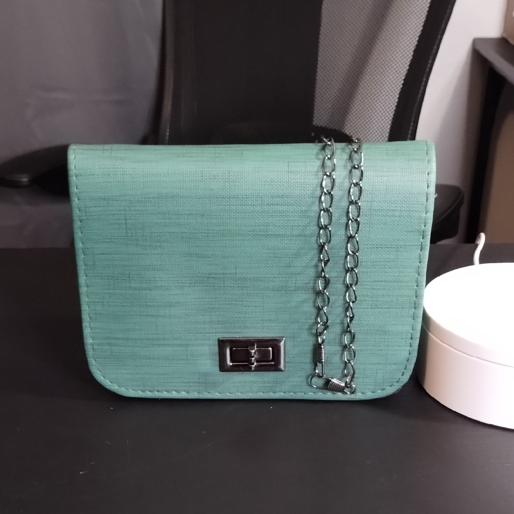 Chic Teal Chain Clutch